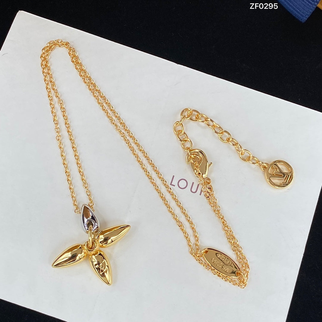 [Lucky Star]LOUISETTE PEDANT GOLD NECKLACE