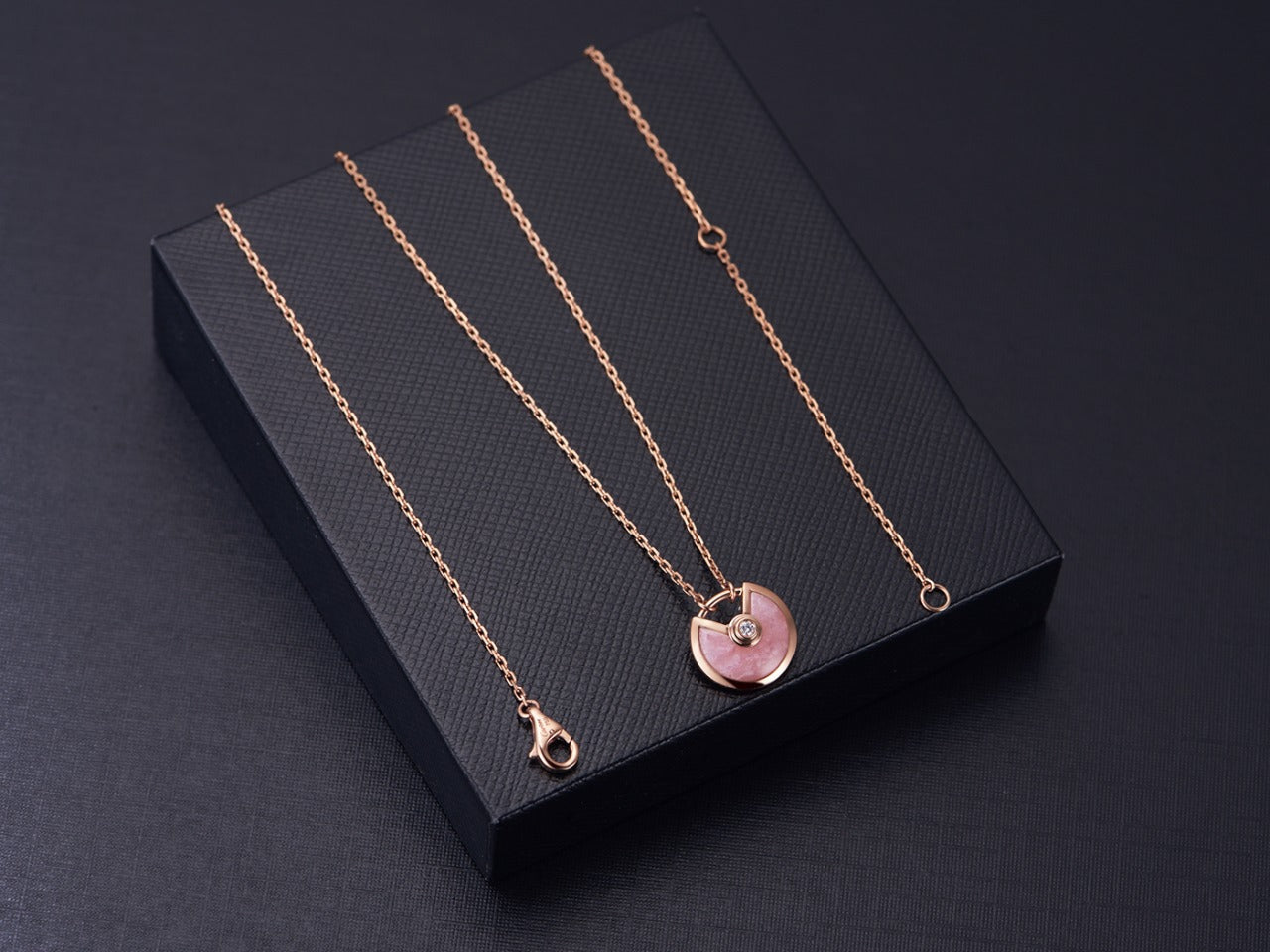 [Lucky Star]AMULETTE ROSE GOLD PINK MOP NECKLACE