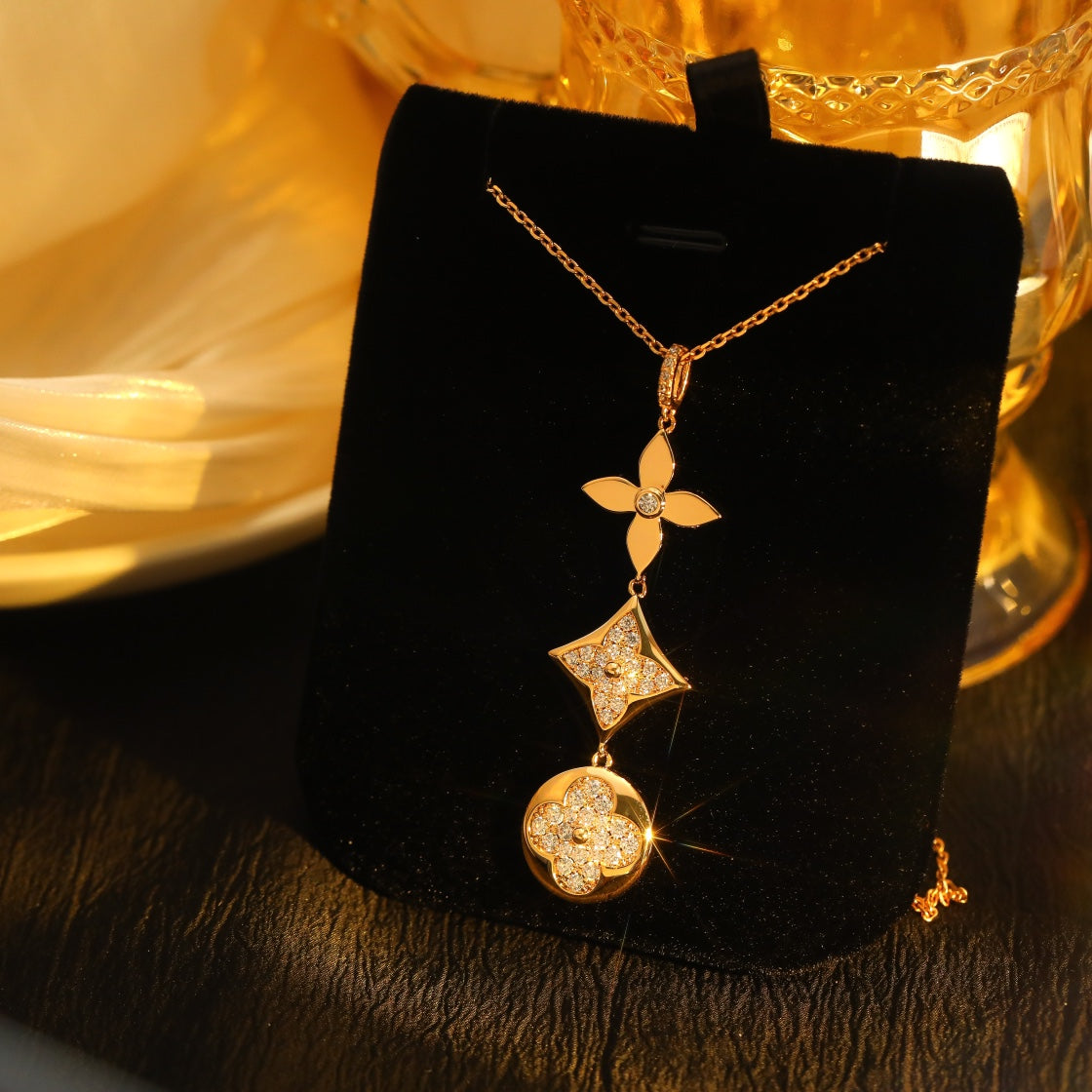 [Lucky Star]STAR AND SUN DIAMOND PINK GOLD NECKLACE