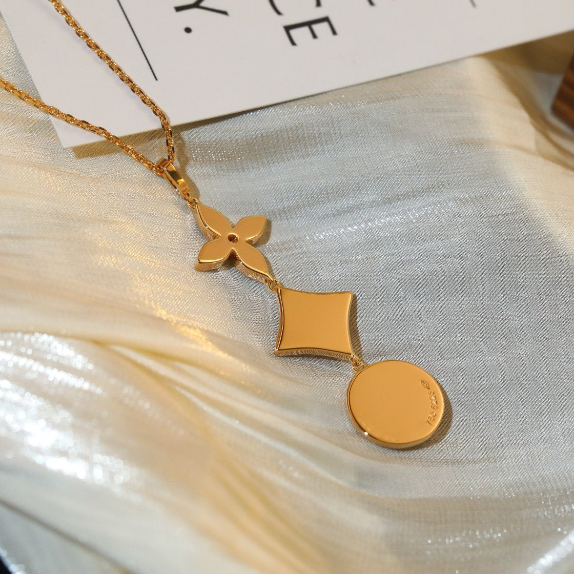 [Lucky Star]STAR AND SUN DIAMOND PINK GOLD NECKLACE