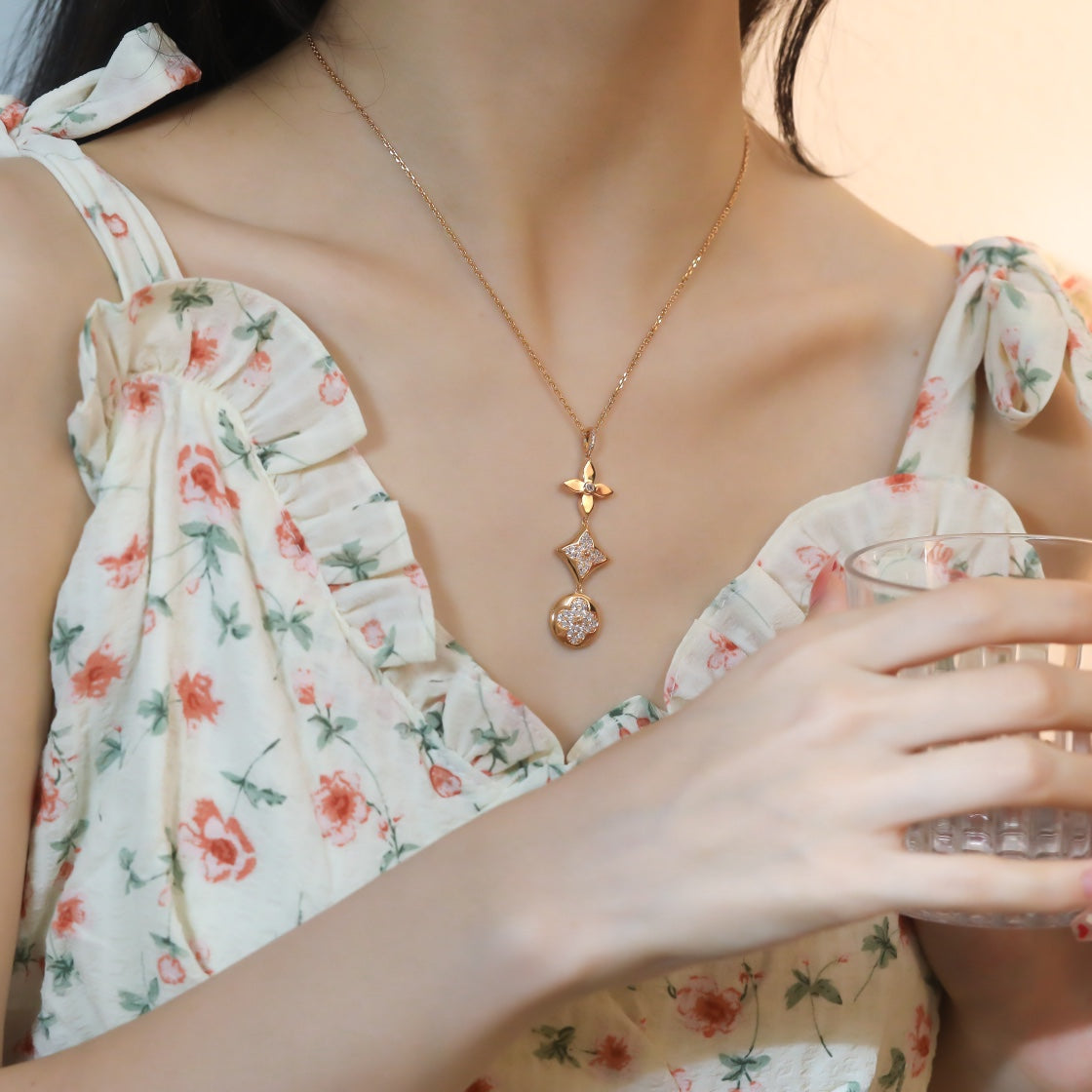 [Lucky Star]STAR AND SUN DIAMOND PINK GOLD NECKLACE