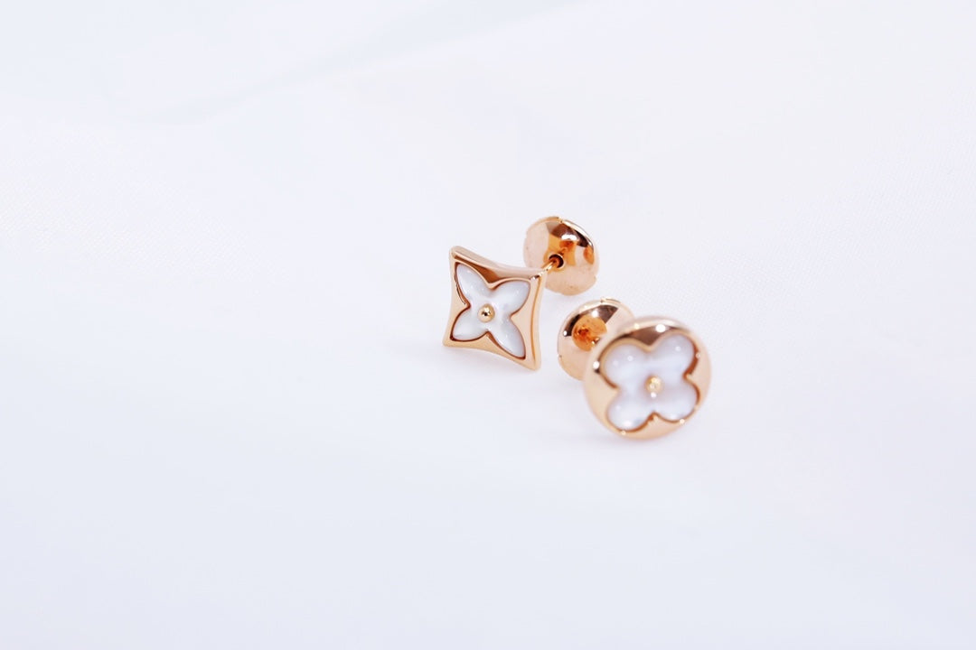 [Lucky Star]STAR AND SUN PINK GOLD MOP STUD EARRINGS