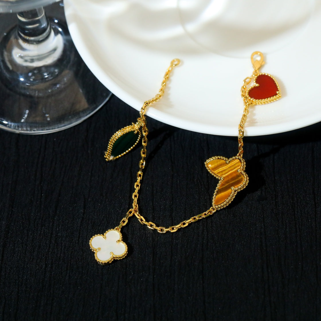 [Lucky Star]LUCKY SPRING 5 MOTIF GOLD BRACELET