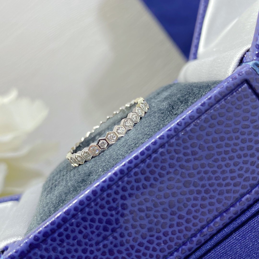 [Lucky Star]BEE LOVE DIAMOND PAVED SMALL RING