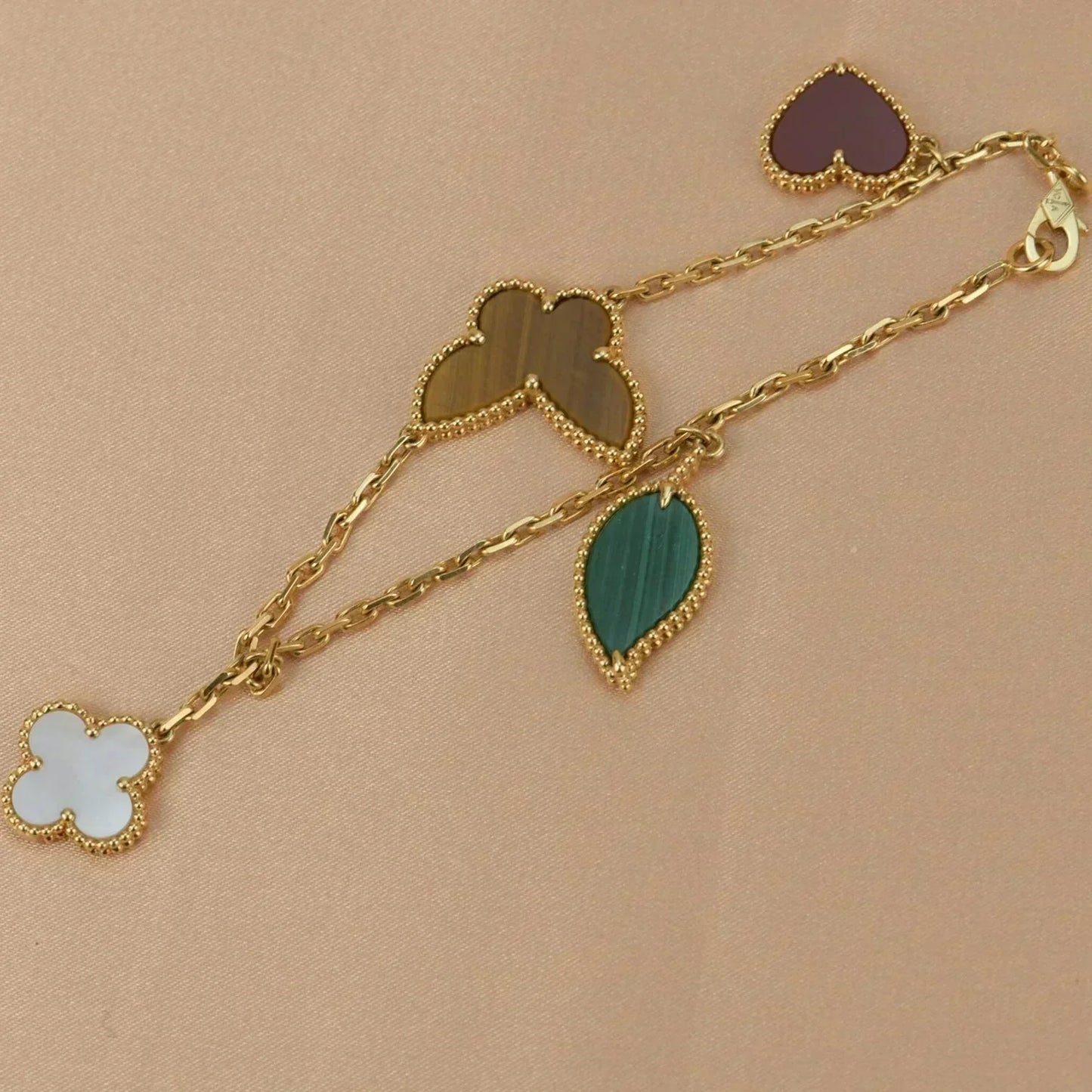 [Lucky Star]LUCKY SPRING 5 MOTIF GOLD BRACELET