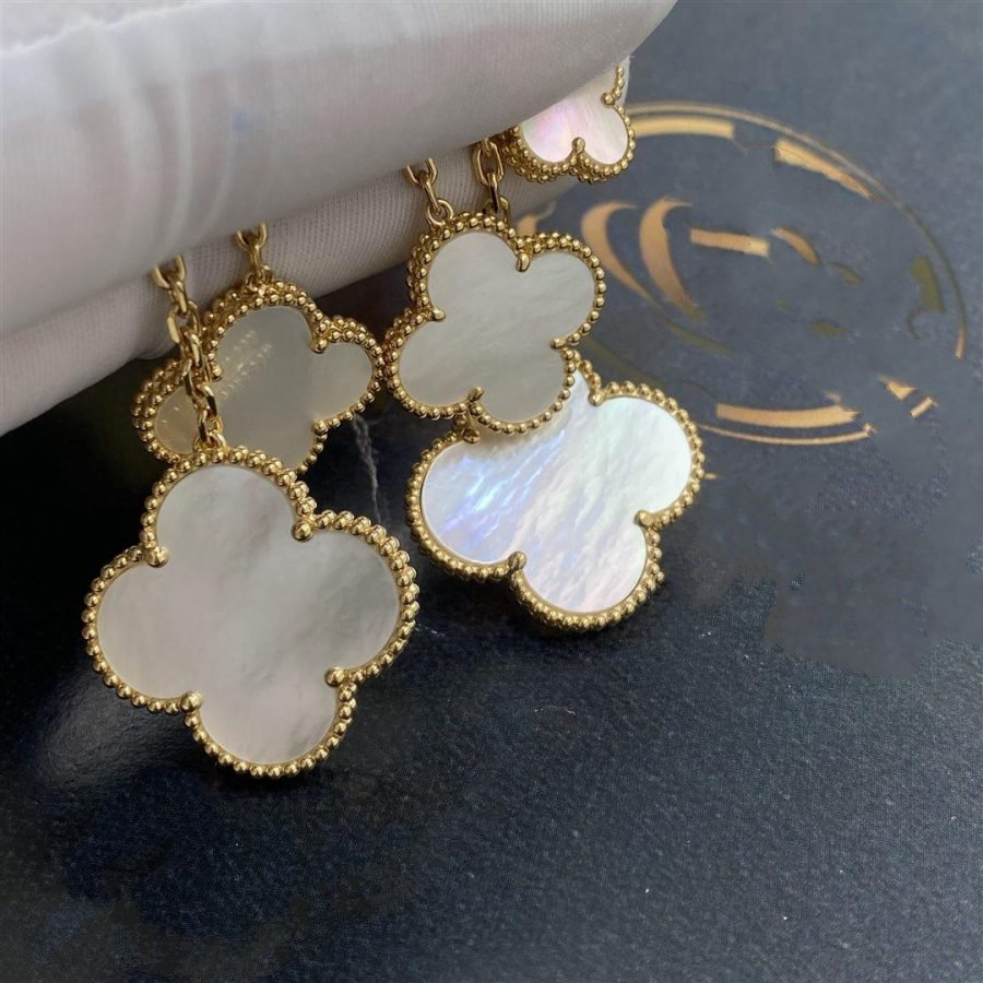 [Lucky Star]CLOVER EARRINGS WHITE MOP 4 MOTIFS GOLD